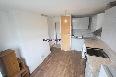 undefined, East Ham E6