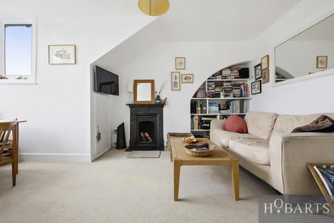 1 bedroom flat for sale, Mount Pleasant Villas, London N4