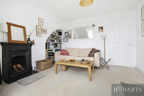 1 bedroom flat for sale, Mount Pleasant Villas, London N4