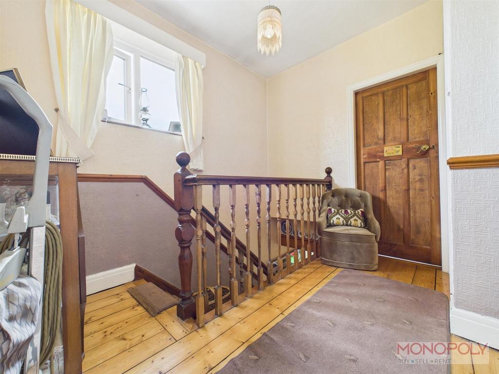 CAM01943 G0-PR0515-STILL022.jpg