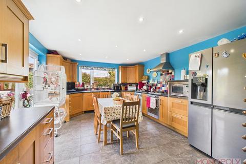 undefined, The Crescent, Corwen