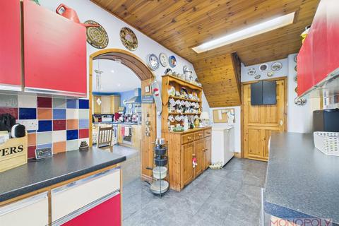 undefined, The Crescent, Corwen
