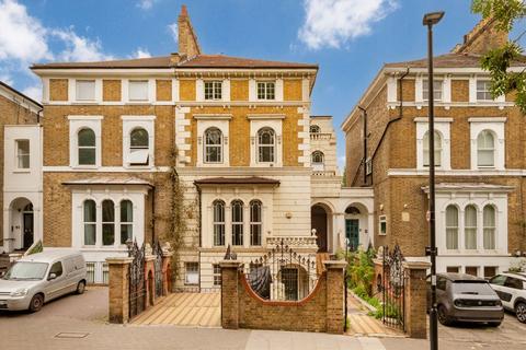 Hornsey Rise, London N19