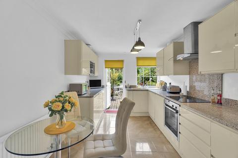 undefined, Fairfield Road, London, E3