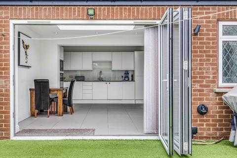 undefined, Almond Grove, Brentford, TW8