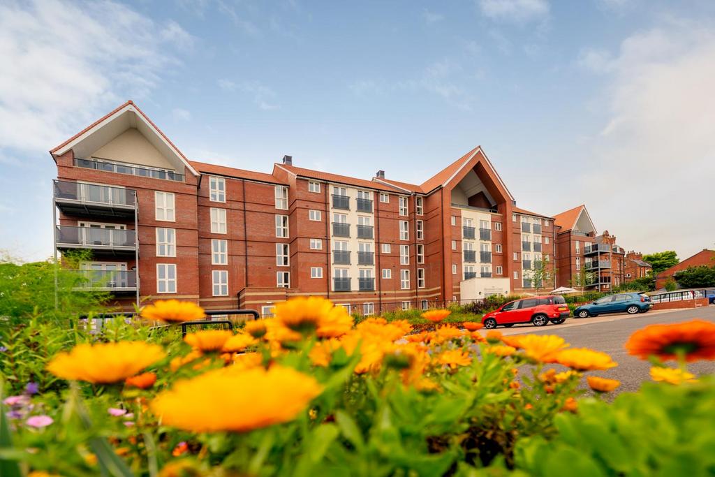 Sycamore Court exterior