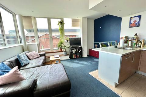 2 bedroom flat to rent, Trinity One, East Street, Leeds