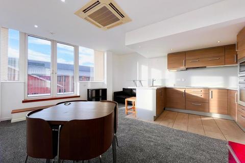 2 bedroom flat to rent, Trinity One, East Street, Leeds
