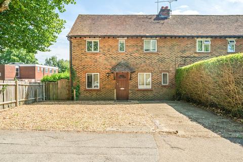 4 bedroom semi-detached house for sale, Potters Gate, Farnham, GU9