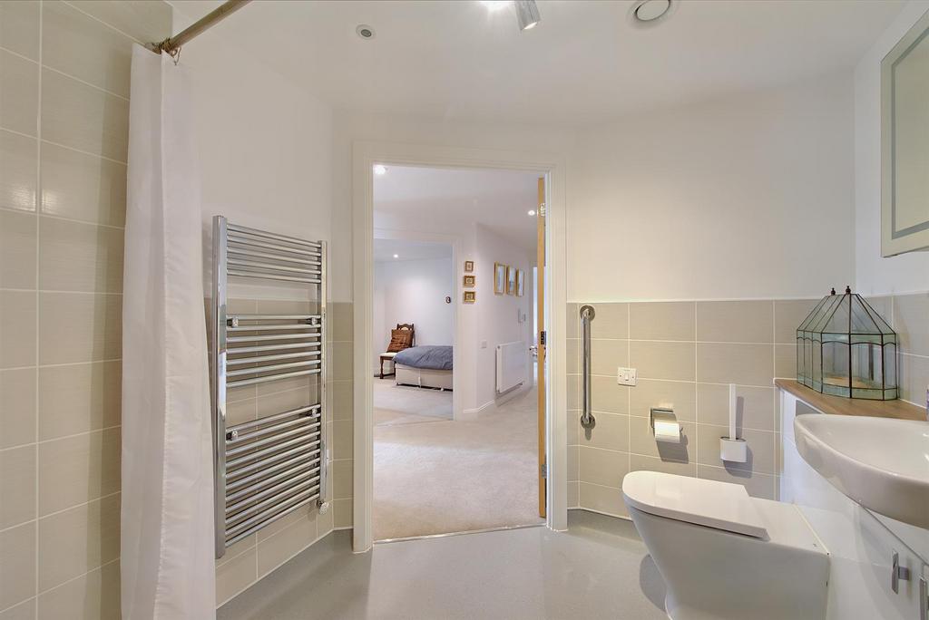 8559132-interior12-800.JPG