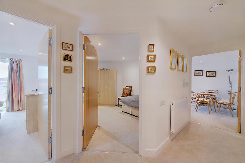 8559132-interior09-800.JPG