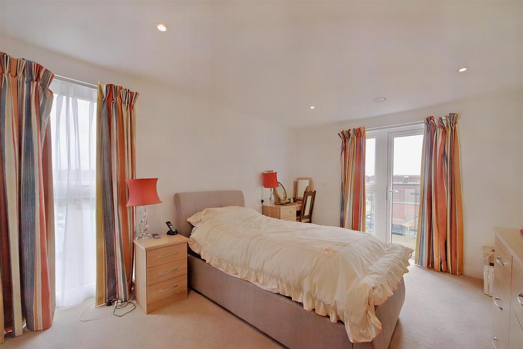 8559132-interior15-800.JPG