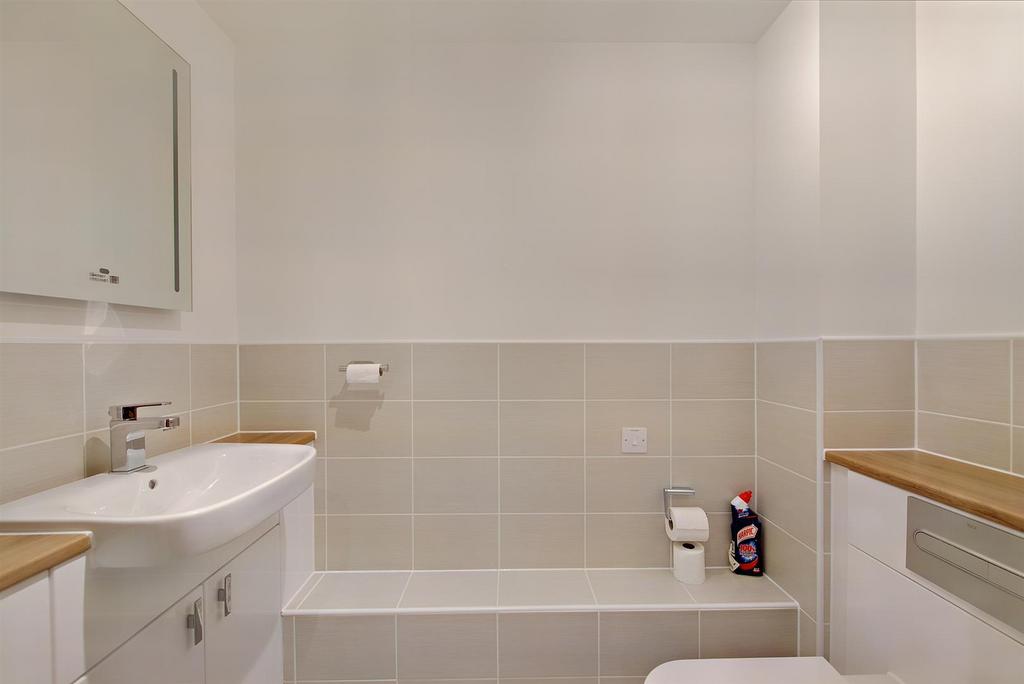 8559132-interior08-800.JPG