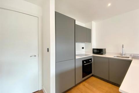 2 bedroom apartment to rent, Manhattan, George Street, Manchester