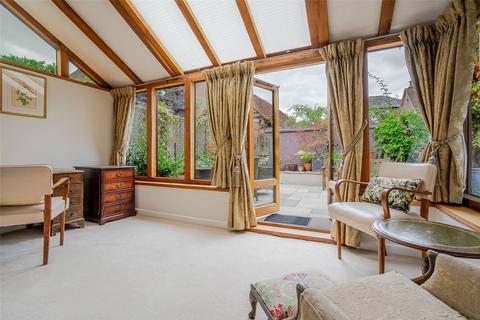 undefined, The Worthies, High Street, Old Amersham, Buckinghamshire, HP7
