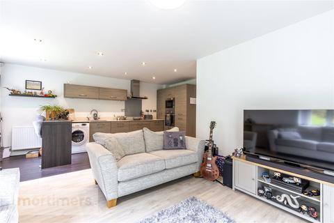 Flat 4, 17 Barrow Brook Close, Barrow, Clitheroe, BB7 9UR
