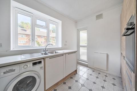 2 bedroom apartment for sale, Beaconsfield Close, Blackheath