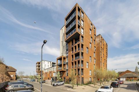 2 bedroom flat for sale, Press Road, London NW10
