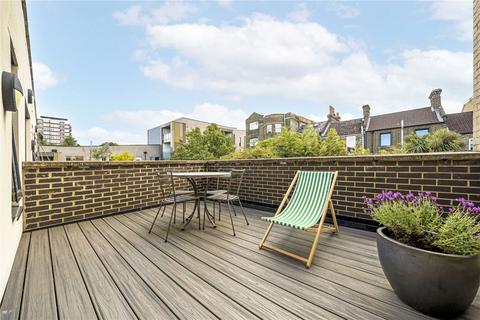 5 Hayes Mews, London, SE8 4EQ