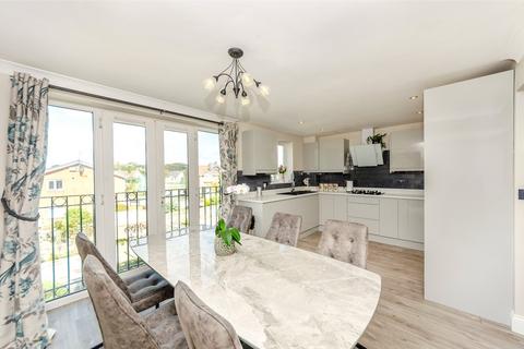undefined, Cwrt Llewelyn, Conwy, LL32