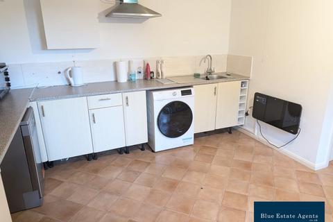 undefined, Beavers Lane, Hounslow, TW4