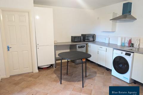 undefined, Beavers Lane, Hounslow, TW4