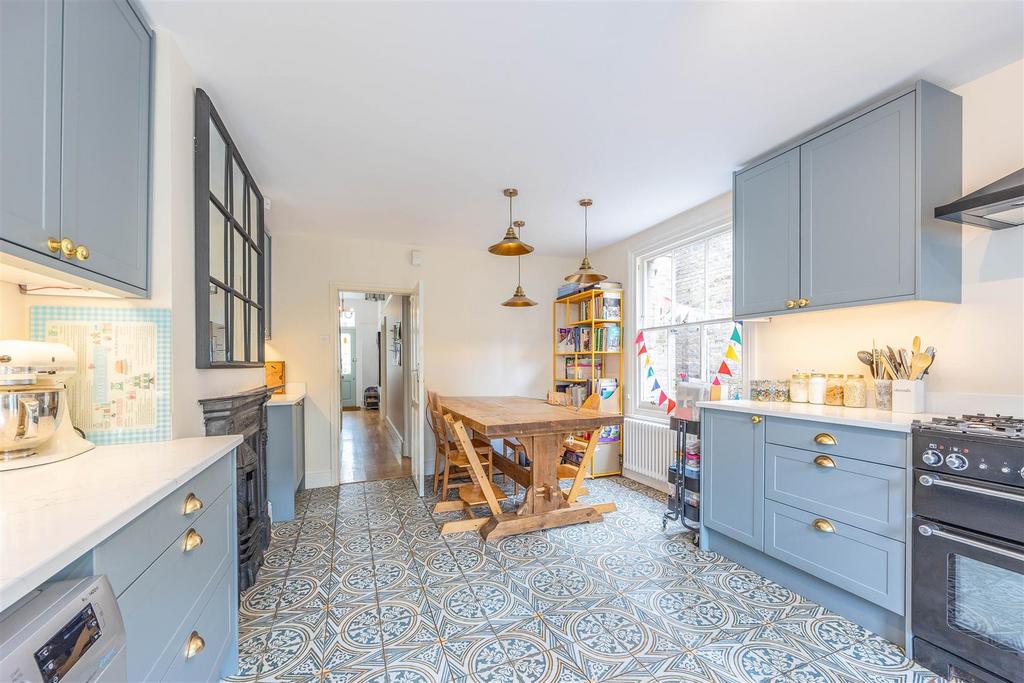 Kitchen/Breakfast Room