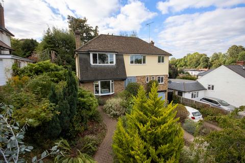 4 bedroom detached house for sale, Berks Hill, Chorleywood, WD3