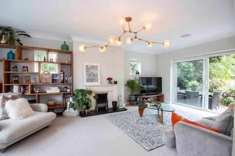 4 bedroom detached house for sale, Berks Hill, Chorleywood, WD3