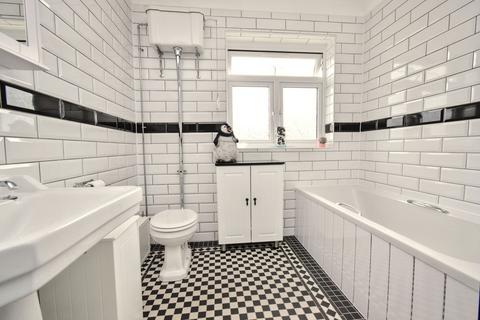 3 bedroom detached bungalow for sale, Ashbee Gardens, Herne Bay CT6