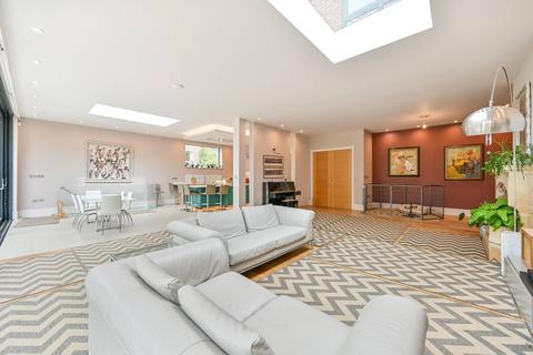 5 bedroom detached house for sale, Hartington Road, Grove Park, London, W4