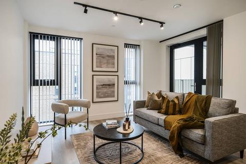 2 bedroom flat to rent, North Kensington Gate, North Kensington, London, NW10