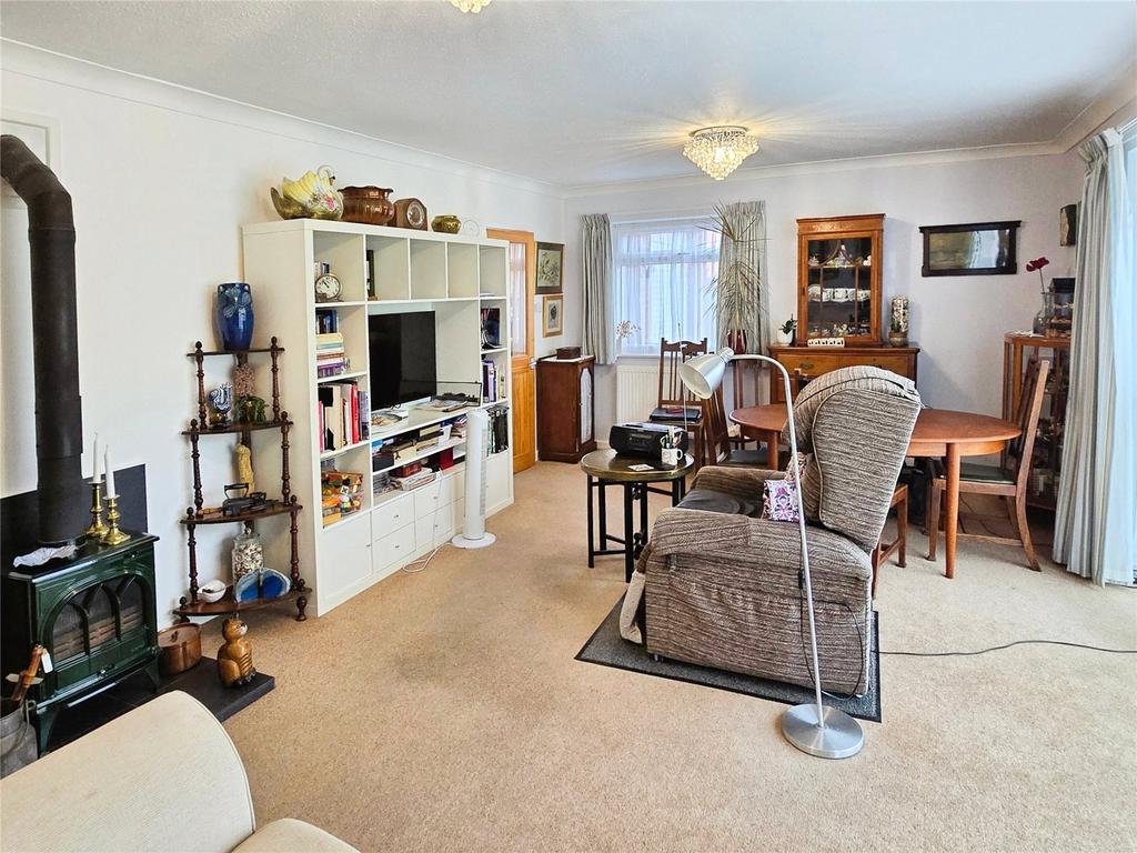 Living/Dining Room
