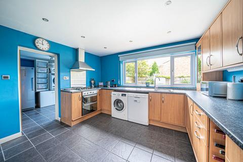 38 Kennet Way, Oakley, Basingstoke, RG23 7AA