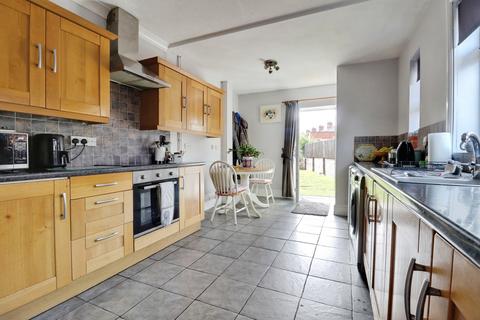 undefined, Lime Avenue, Leicestershire LE11
