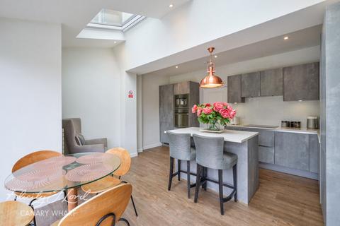 3 bedroom terraced house for sale, Hesperus Crescent, London, E14