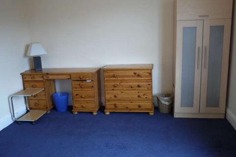 2 bedroom terraced house to rent, Barrington Street, Clayton