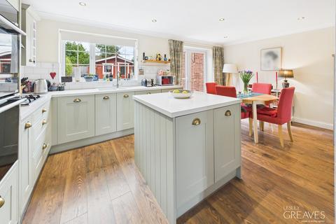 3 bedroom townhouse for sale, Croft Rise, East Bridgford, Nottingham