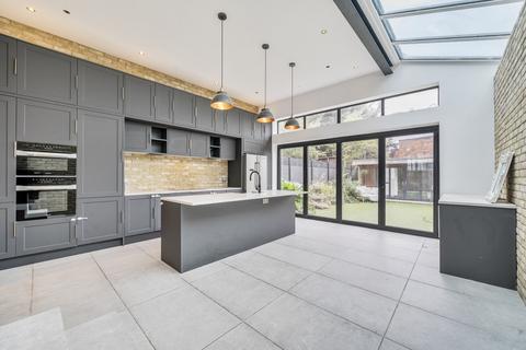 undefined, Woodfall Avenue, Barnet, EN5