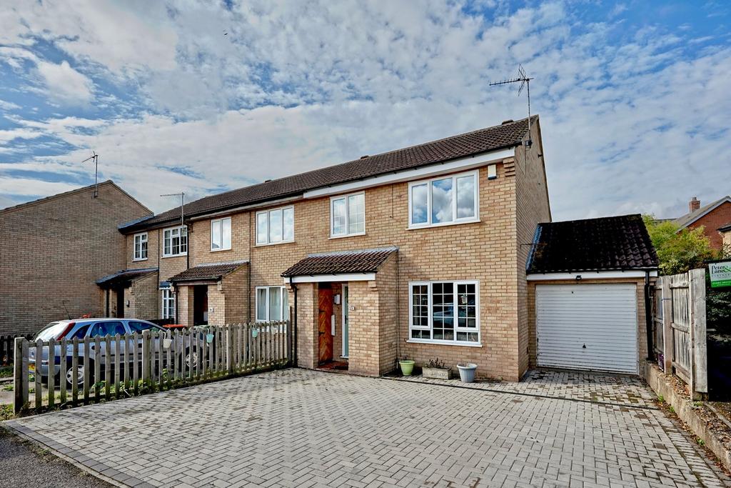 The Orchard, Riseley, Bedford, MK44 3 bed terraced house for sale - £ ...