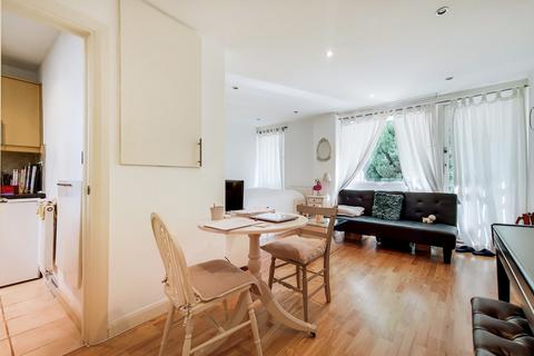 1 bedroom ground floor flat for sale, Warwick Crescent, London