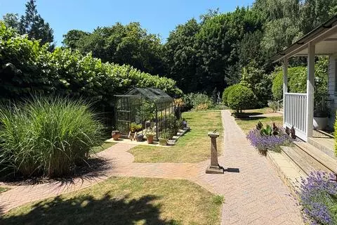 4 bedroom detached house for sale – pohled 3