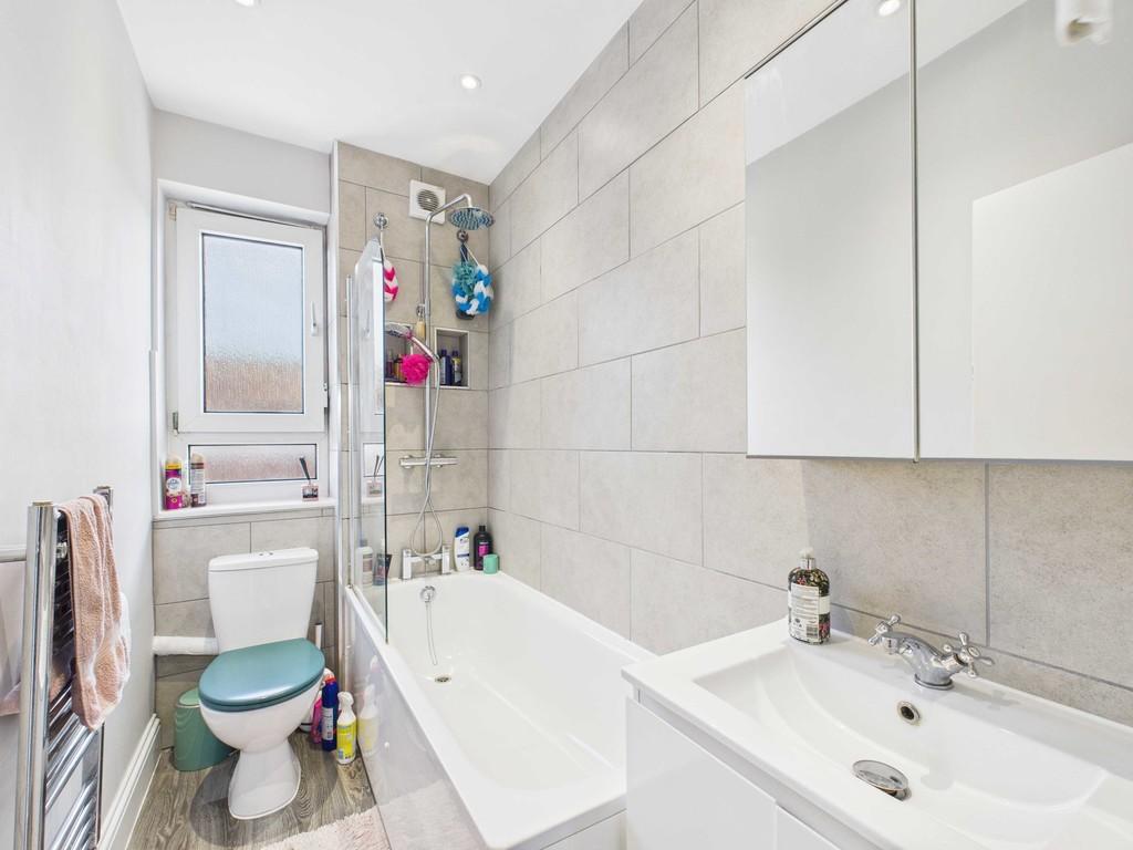 Cam03741 g0 pr0111 still010