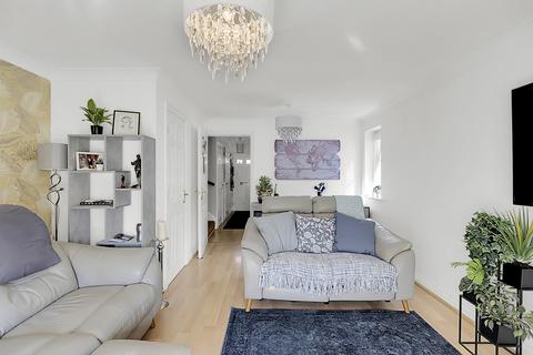 24 Burnside Way, Winnington, Northwich, CW8 4XS