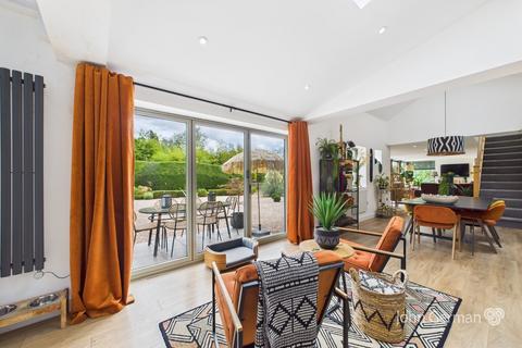 4 bedroom link detached house for sale, Leafgreen Lane, Littleover