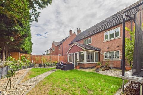 Knights Place, Burton-on-Trent