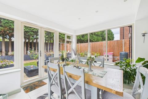 undefined, Knights Place, Burton-on-Trent