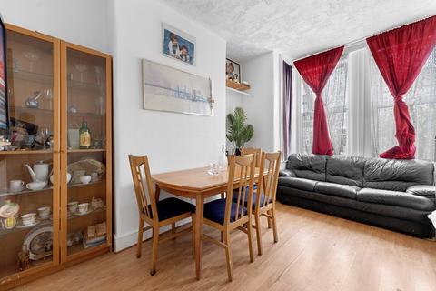2 bedroom ground floor flat for sale, Mount Pleasant Road, London N17