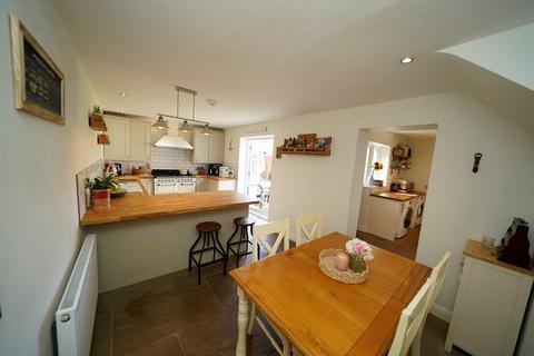 undefined, Frog Lane, Holt