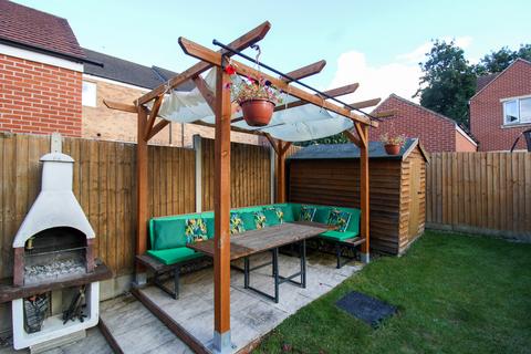 3 bedroom semi-detached house for sale, Crestwood Close, Northampton, NN3